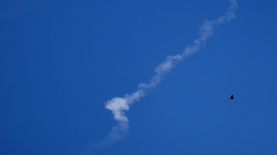 Missile iraniano colpisce nel centrosud di Israele, danni