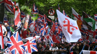Zehntausende bei Demonstration von rechtsextremem Aktivisten in London