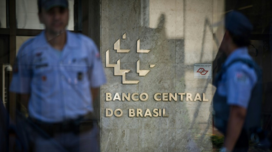Banco Central de Brasil recorta tasa de inter&eacute;s 0,5 puntos, a 11,25%