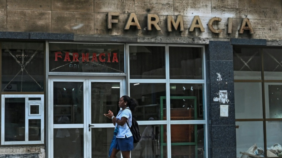 De postos de gasolina a farm&aacute;cias: Cuba abre economia &agrave; iniciativa privada