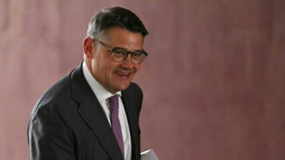 Hessischer Ministerpr&auml;sident Rhein als CDU-Landeschef in Amt best&auml;tigt