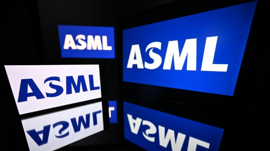 Dop&eacute; par l'IA, le g&eacute;ant de la tech ASML affiche un trimestre en hausse et rel&egrave;ve ses perspectives