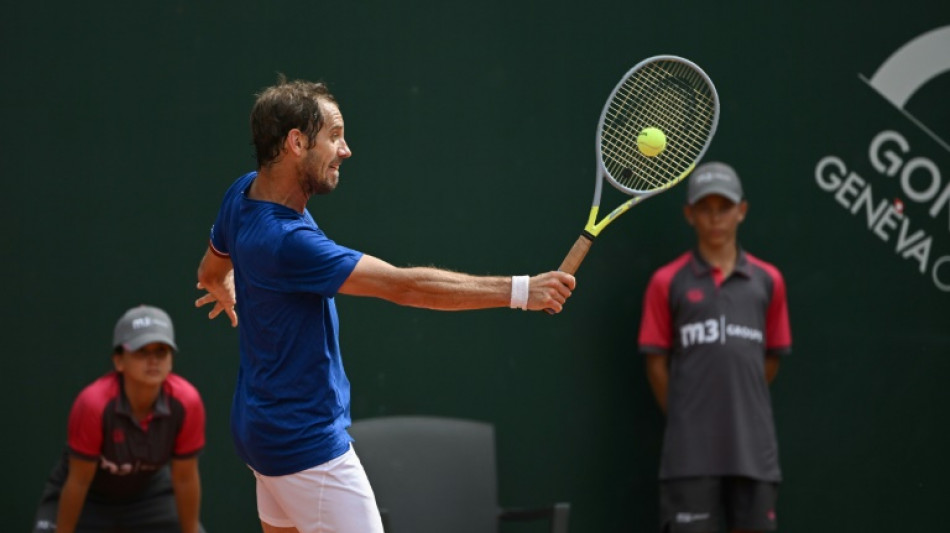 Tennis: Richard Gasquet d&eacute;fait s&egrave;chement par Joao Sousa &agrave; Gen&egrave;ve