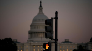 USA bleiben im Shutdown: Experte warnt vor wochenlangem Stillstand