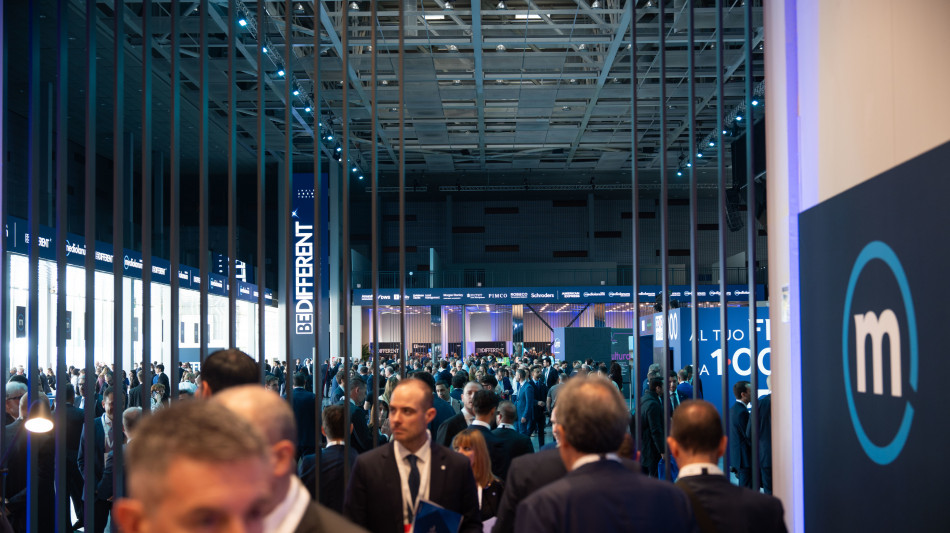 Mediolanum, strategia Equity target per ingresso graduale nei mercati