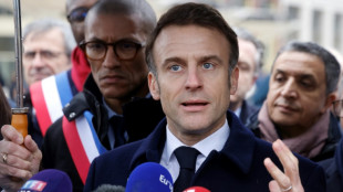 Macron inaugura la Villa Ol&iacute;mpica a cinco meses de Par&iacute;s-2024