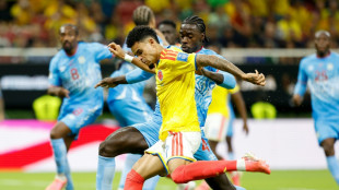 Munoz &uuml;berwindet starken Mpasi: Kolumbien erreicht K.o.-Phase