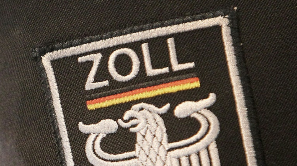 Zoll findet in Auto in Mecklenburg-Vorpommern 19.000 Feuerwerksk&ouml;rper