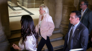 Marine Le Pen est au Palais de justice o&ugrave; va se sceller son destin politique