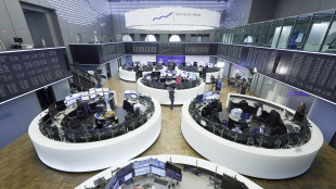 Borsa: Europa apre forte con tregua Usa-Iran, Francoforte +4,8%