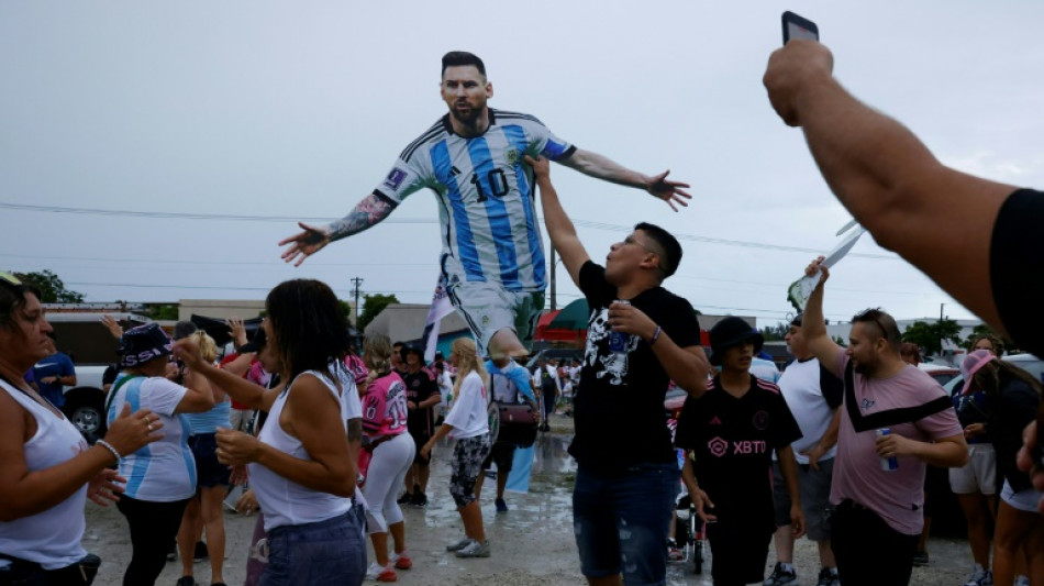 Messi ready to greet Miami fans after rain on his parade