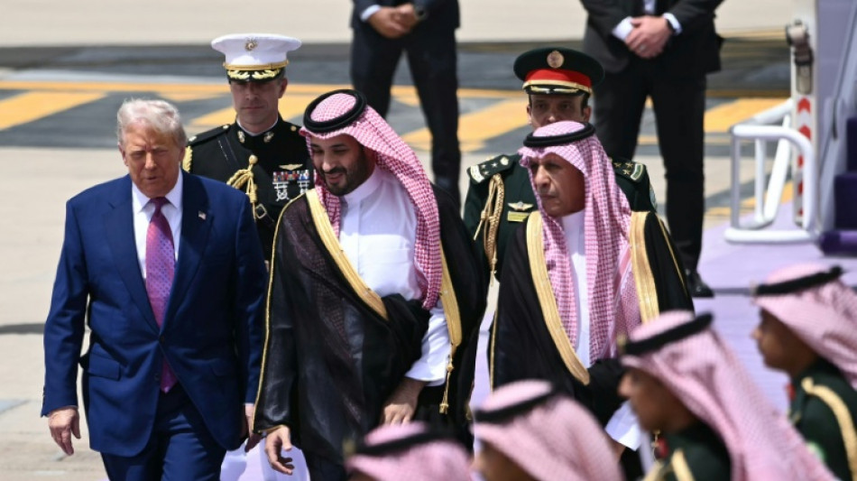 Trump inicia en Arabia Saudita su gira por el Golfo, dominada por el comercio