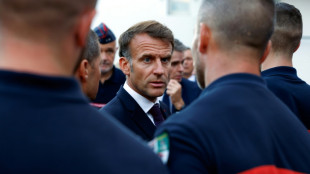 Incendies en Gironde: le retour de la chaleur fait craindre une aggravation, Macron appelle &agrave; l'unit&eacute;