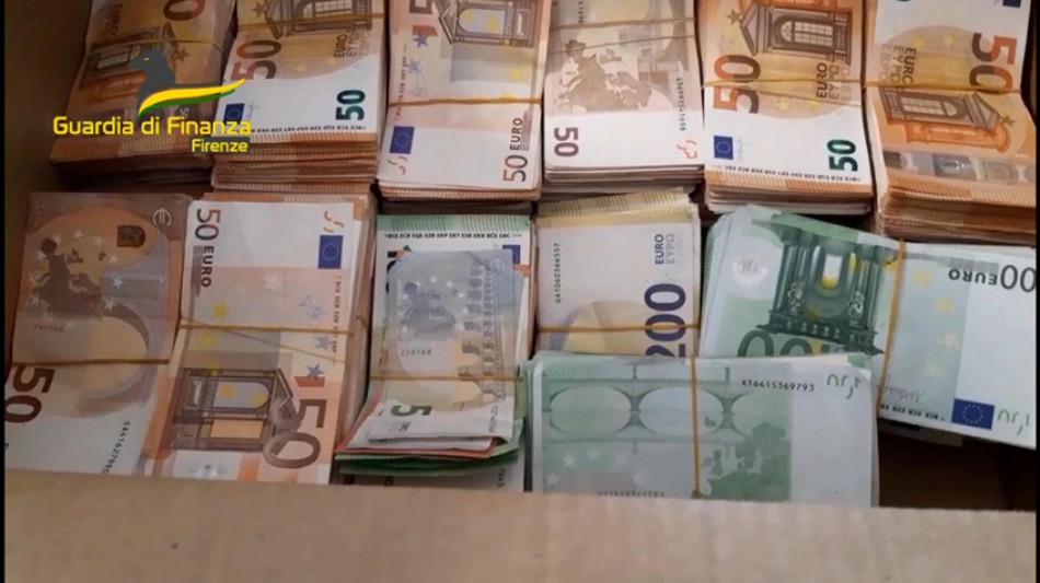 Istat su corruzione, &egrave; in calo ma ok se per lavoro a figli