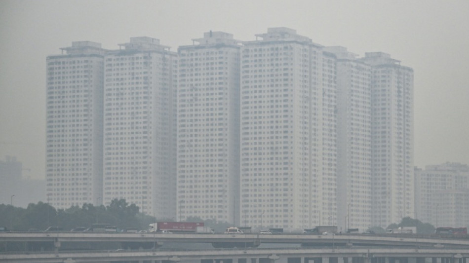Vietnams Hauptstadt Hanoi in dichten Smog geh&uuml;llt