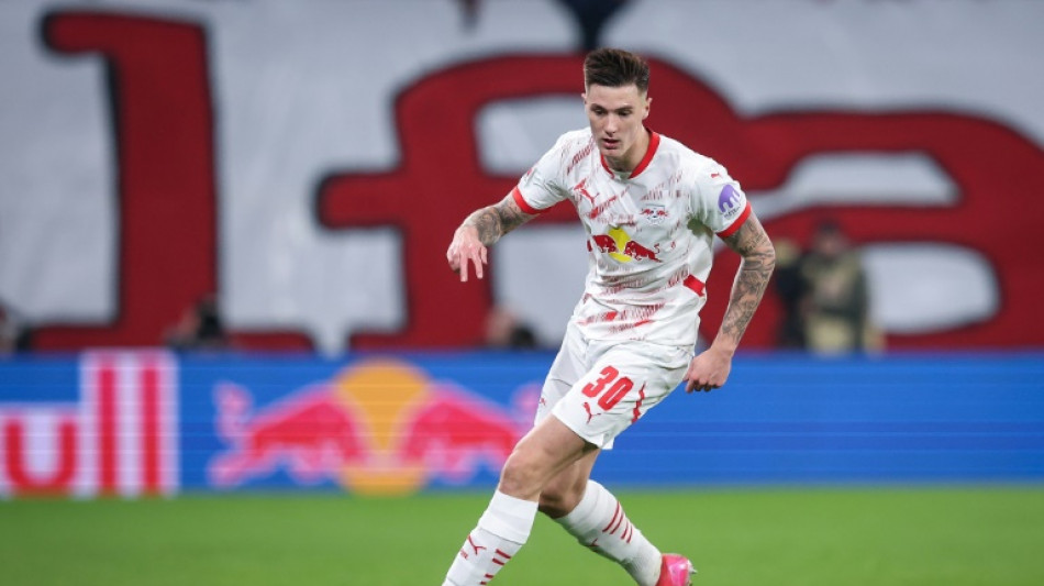 Manchester United anuncia contrata&ccedil;&atilde;o do atacante esloveno Benjamin Sesko