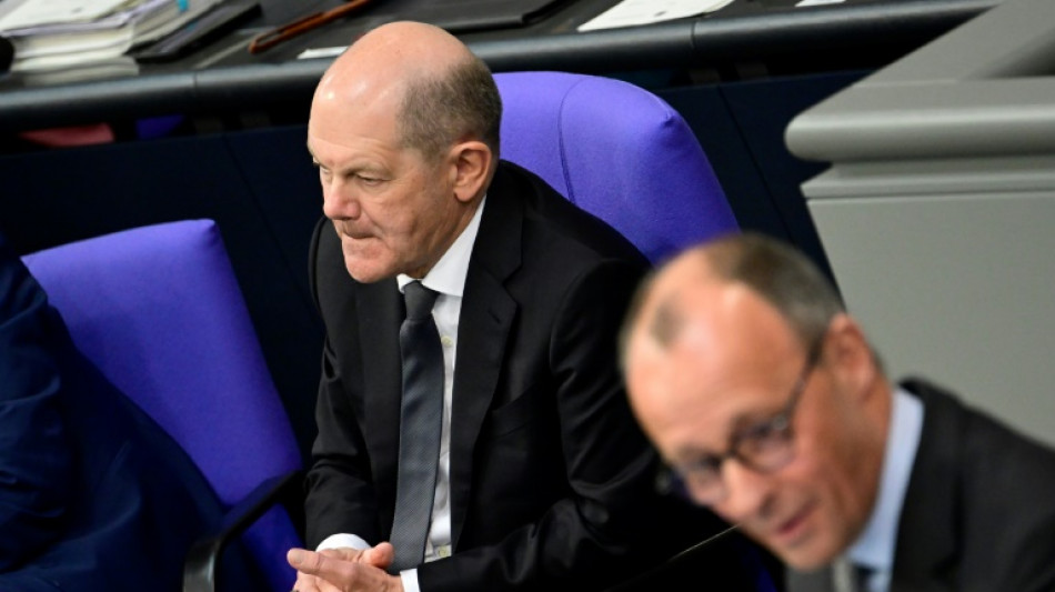 Fraktionskreise: Merz signalisiert Scholz Gespr&auml;chsbereitschaft