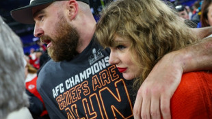 Compl&ocirc; democrata? Romance entre Travis Kelce e Taylor Swift desencadeia teorias conspirat&oacute;rias de republicanos dos EUA