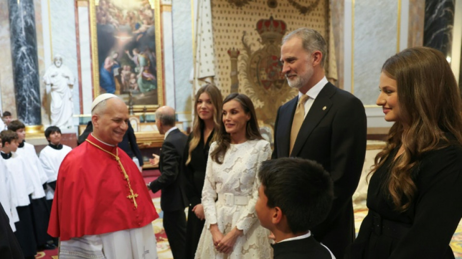 Papst w&uuml;rdigt Spaniens "Einsatz f&uuml;r Frieden und Solidarit&auml;t" bei Besuch in Madrid