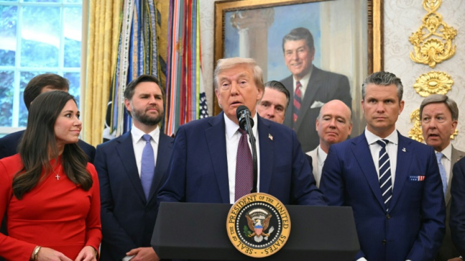 Trump afirma que 11 "narcotraficantes" morreram em ataque contra barco da Venezuela