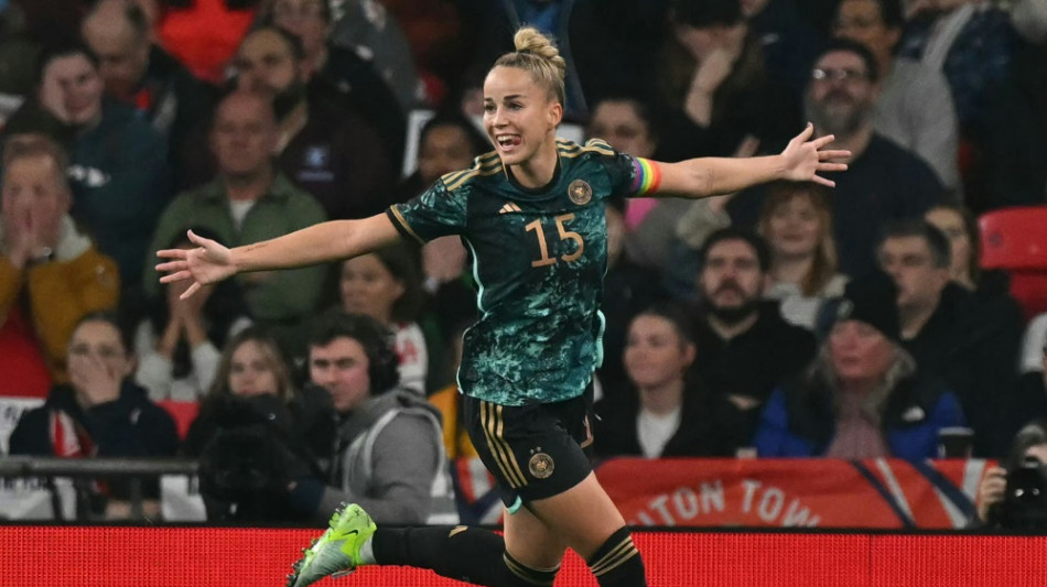 DFB-Frauen: Gwinn verteidigt Wück