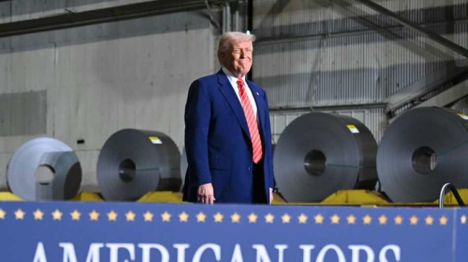 EEUU crea más empleos de lo esperado en mayo, desempleo estable