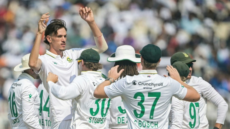 India, without Gill, 10-2 at lunch chasing 124 to beat S.Africa