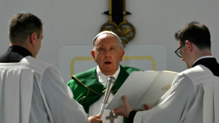 El Vaticano cierra la puerta a la ordenaci&oacute;n de diaconisas