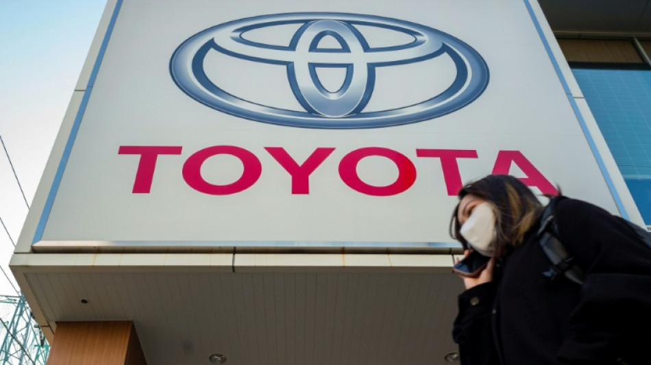 Toyota anuncia novo CEO e eleva previs&otilde;es de lucros