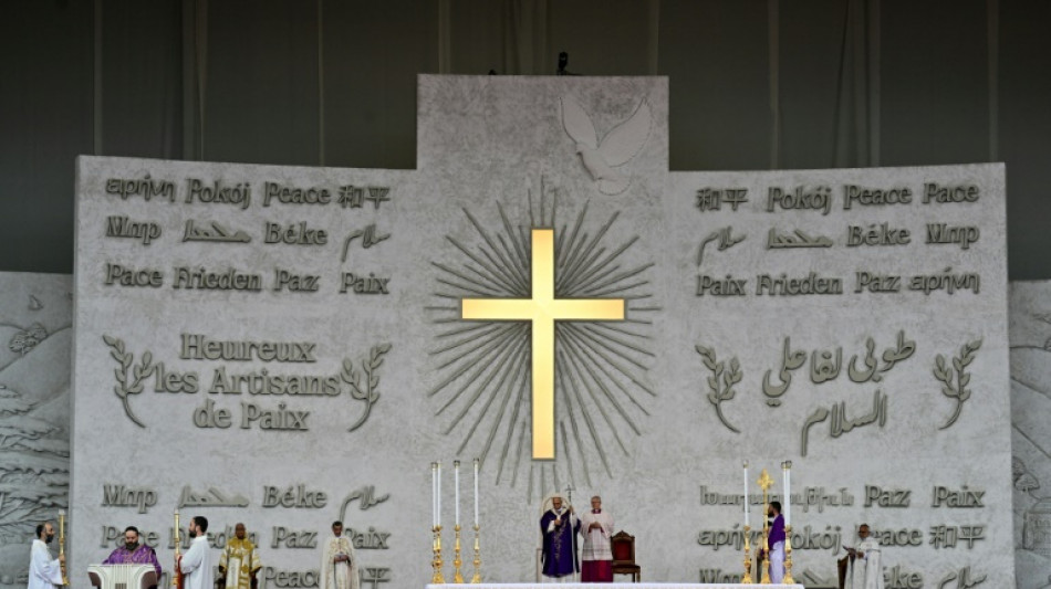 Le pape L&eacute;on XIV appelle &agrave; la fin des attaques contre le Liban au terme de son premier voyage &agrave; l'&eacute;tranger