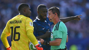 Mondial-2026: apr&egrave;s France-Paraguay, l'arbitre au coeur des d&eacute;bats