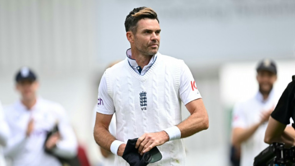 England great Anderson says 'weak' Australia still Ashes favourites
