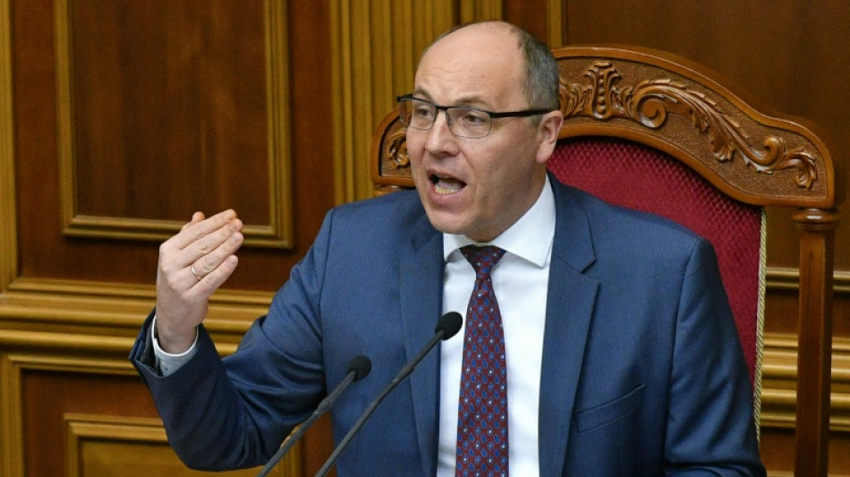 Zelensky anuncia pris&atilde;o de suspeito de matar ex-presidente do Parlamento