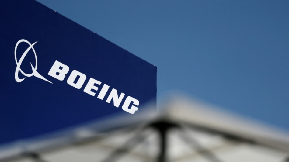 Les gr&eacute;vistes de Boeing ratifient l'accord social apr&egrave;s plus de 100 jours d'arr&ecirc;t de travail