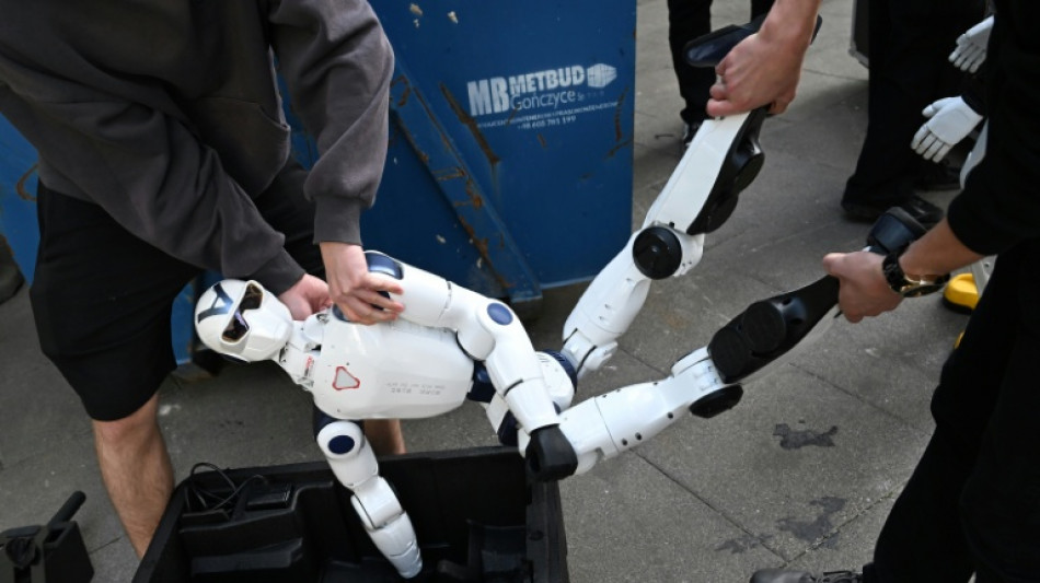 Sexueller &Uuml;bergriff mit Roboter: Ermittlungen gegen junge M&auml;nner in K&ouml;ln