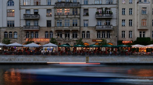 Umsatz von Restaurants und Hotels auch im Juli gesunken