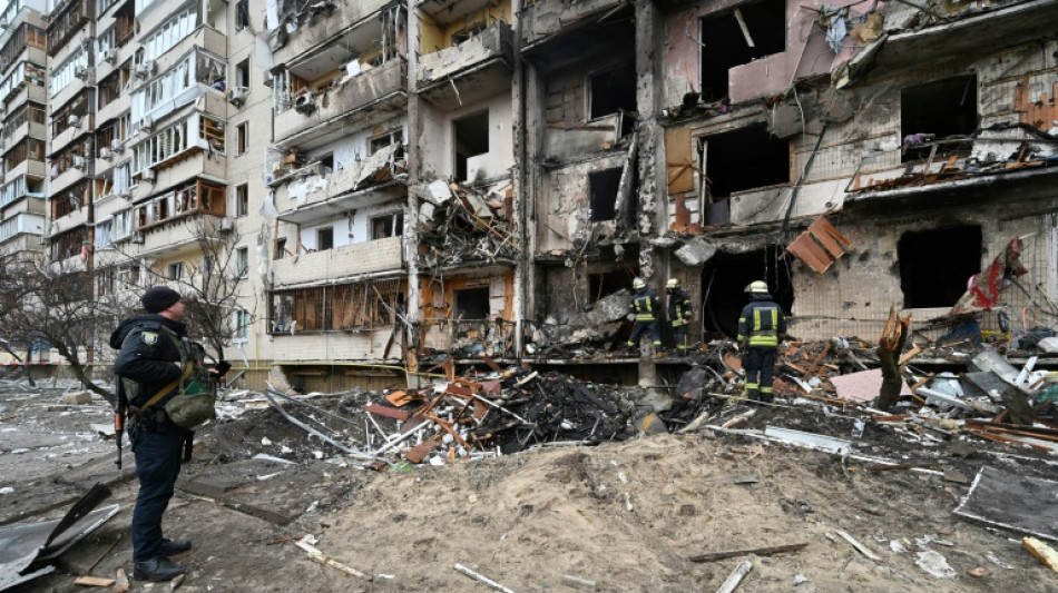 Ukraine: l'arm&eacute;e russe resserre l'&eacute;tau autour de Kiev