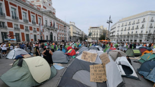Los acampados en Madrid prometen mantener la presi&oacute;n sobre S&aacute;nchez por la crisis de la vivienda