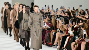 Max Mara celebra a las "exploradoras" del cotidiano en la Semana de la Moda en Mil&aacute;n