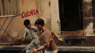 Clementino torna con il nuovo singolo Children feat. Laye Ba