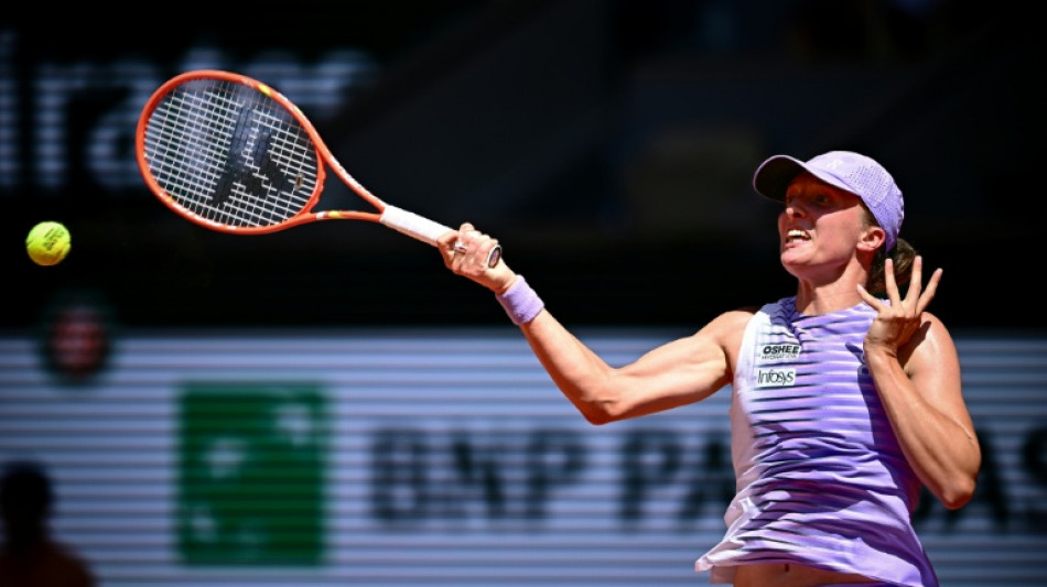 Swiatek, Zverev, Djokovic in action as French Open hots up