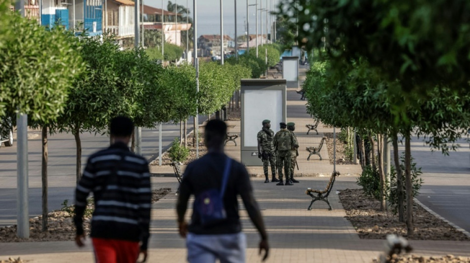 Guin&eacute;e-Bissau: un g&eacute;n&eacute;ral investi &agrave; la t&ecirc;te du pays et d'une transition pour un an 