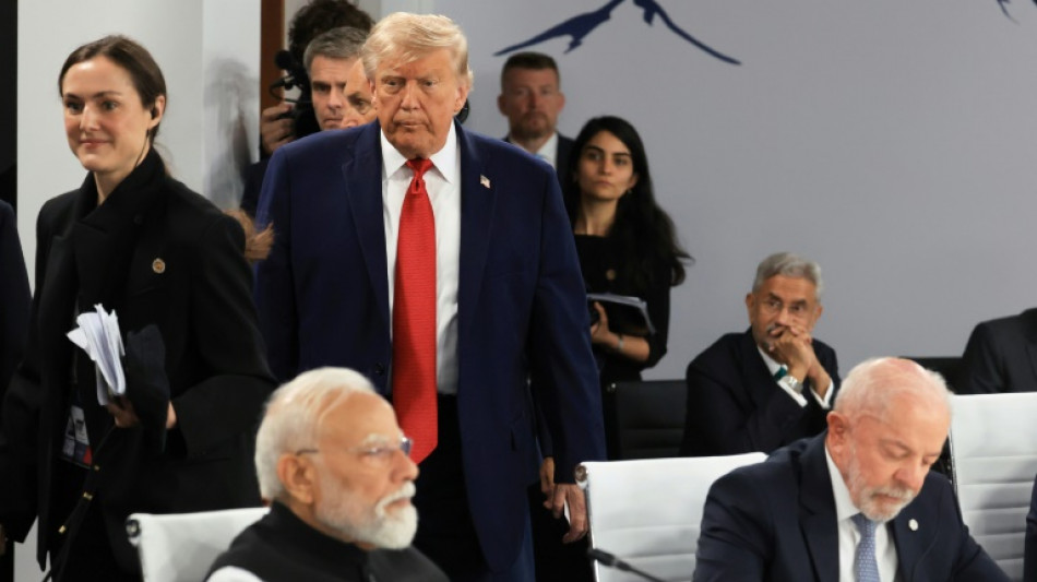 'Eu sou o chefe', afirma Trump aos l&iacute;deres reunidos no G7