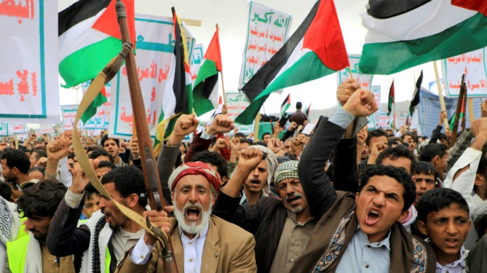 Rebeldes hut&iacute;es de Yemen reivindican un ataque contra un "petrolero brit&aacute;nico"
