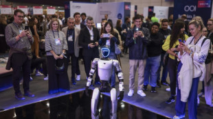 Rob&ocirc;s humanoides est&atilde;o longe de transformar a ind&uacute;stria, diz Amazon Robotics