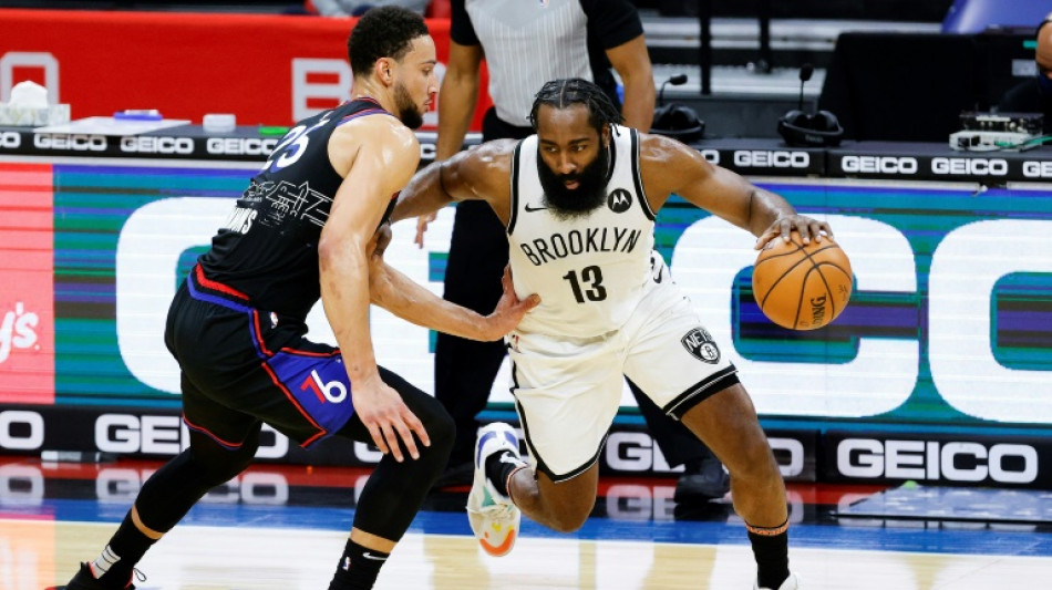 NBA: Harden aux Sixers, Ben Simmons aux Nets, &agrave; qui la bonne op&eacute;ration ?