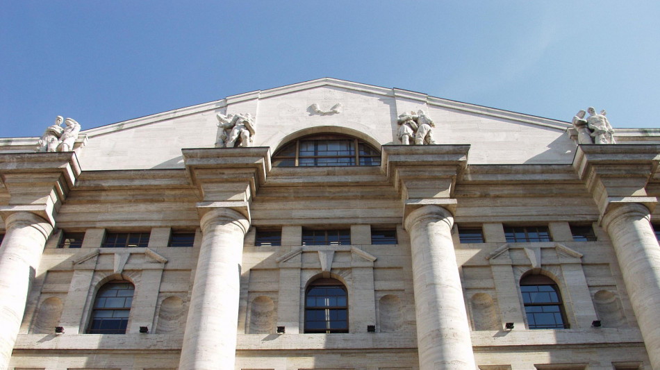 Borsa: Milano apre in cauto rialzo, Ftse Mib +0,1%