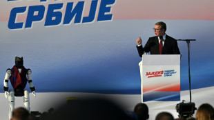 Serbiens Pr&auml;sident Vucic k&uuml;ndigt vor Anh&auml;ngern R&uuml;cktritt "in ein paar Wochen" an