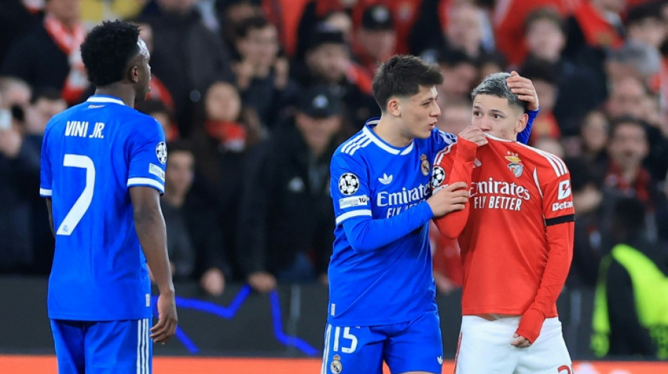 UEFA suspende cautelarmente a Prestianni por su incidente racista con Vin&iacute;cius