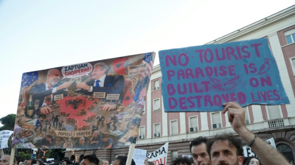 Tausende protestieren in Albanien gegen Luxus-Bauprojekt von Trumps Schwiegersohn